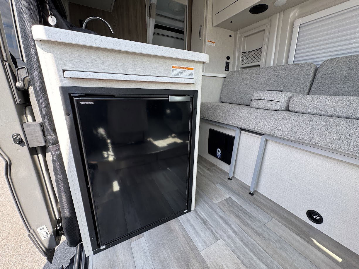 2026 THOR MOTOR COACH RIZE 18M - Image 7