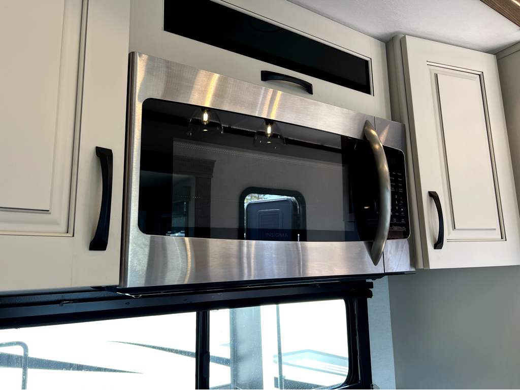 2024 Alliance RV PARADIGM 375RD - Image 15