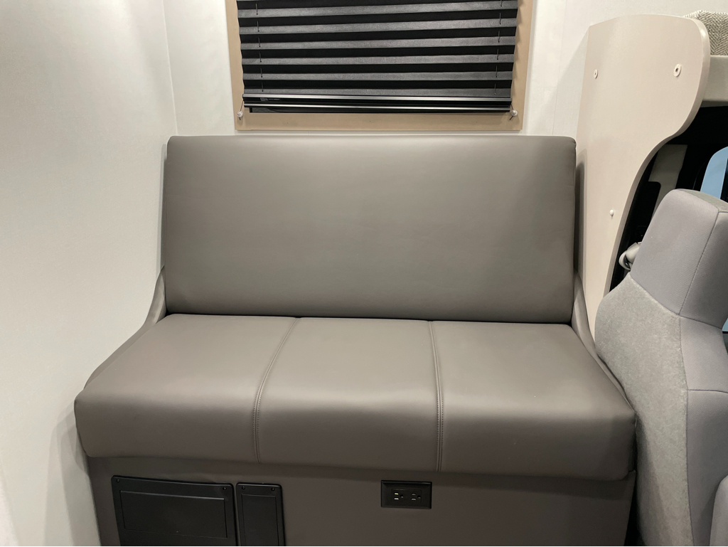 2027 Jayco Redhawk SE 22TF - Image 5