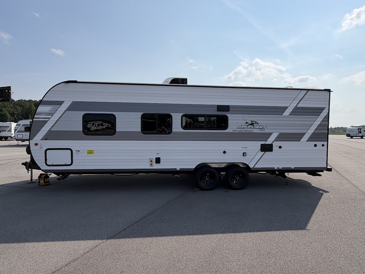 2027 Jayco Jay Flight SLX 260BH - Image 3