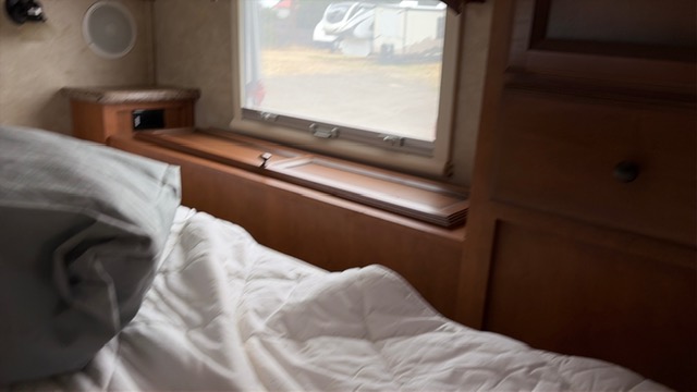 2014 Palomino Maverick 2902 - Image 14