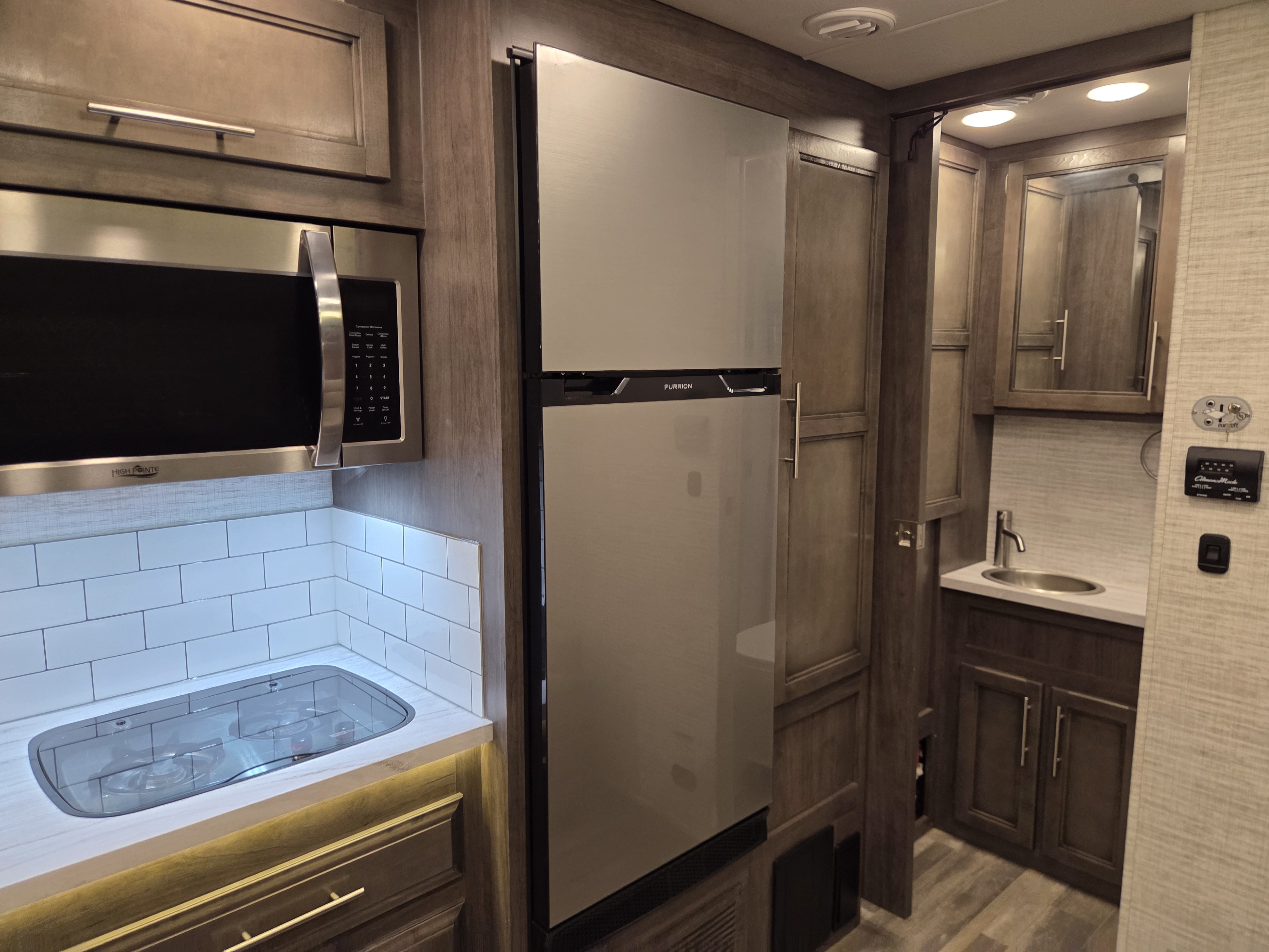 2024 Jayco Melbourne 24R - Image 11