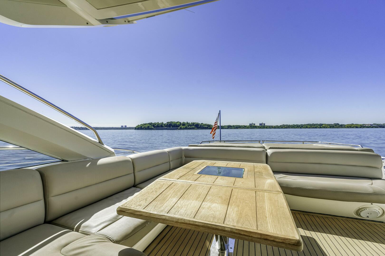 2014 Sunseeker Predator - Image 10