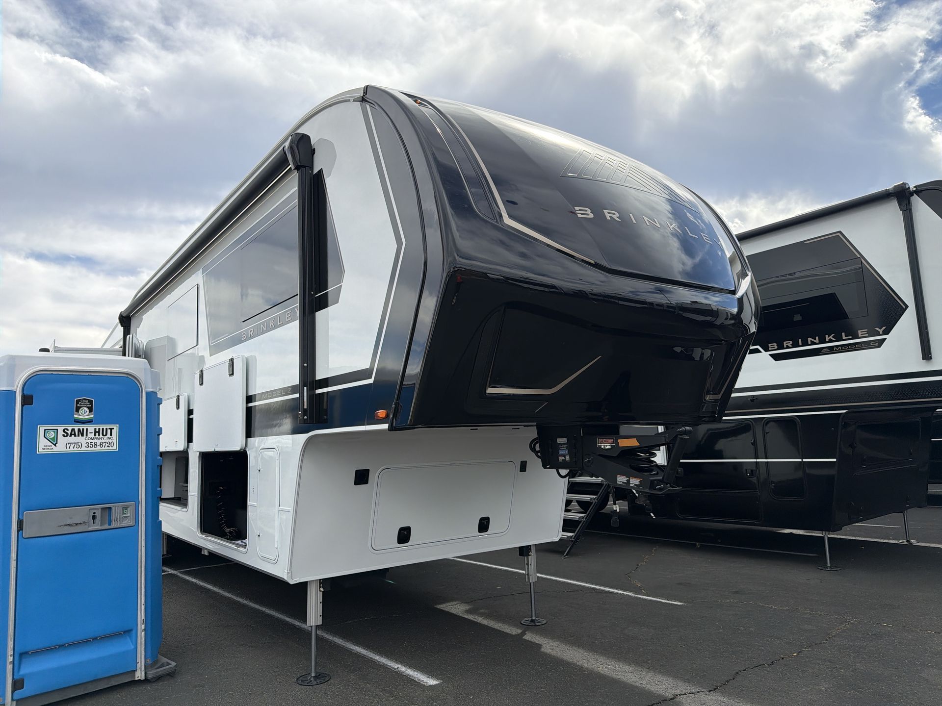 2027 Brinkley RV Model Z 3610 - Image 9