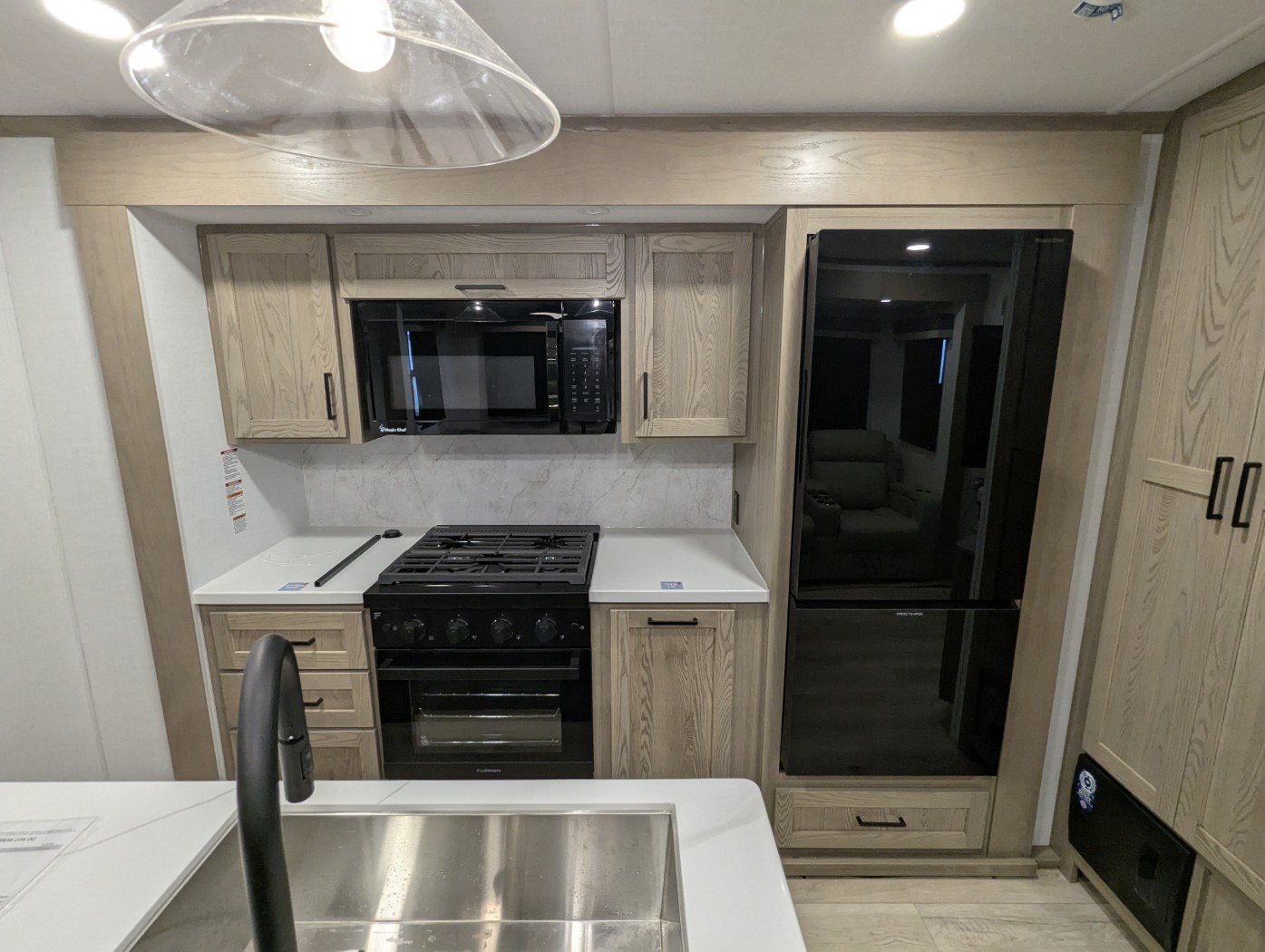 2026 Forest River Rockwood Signature 8336BH - Image 24
