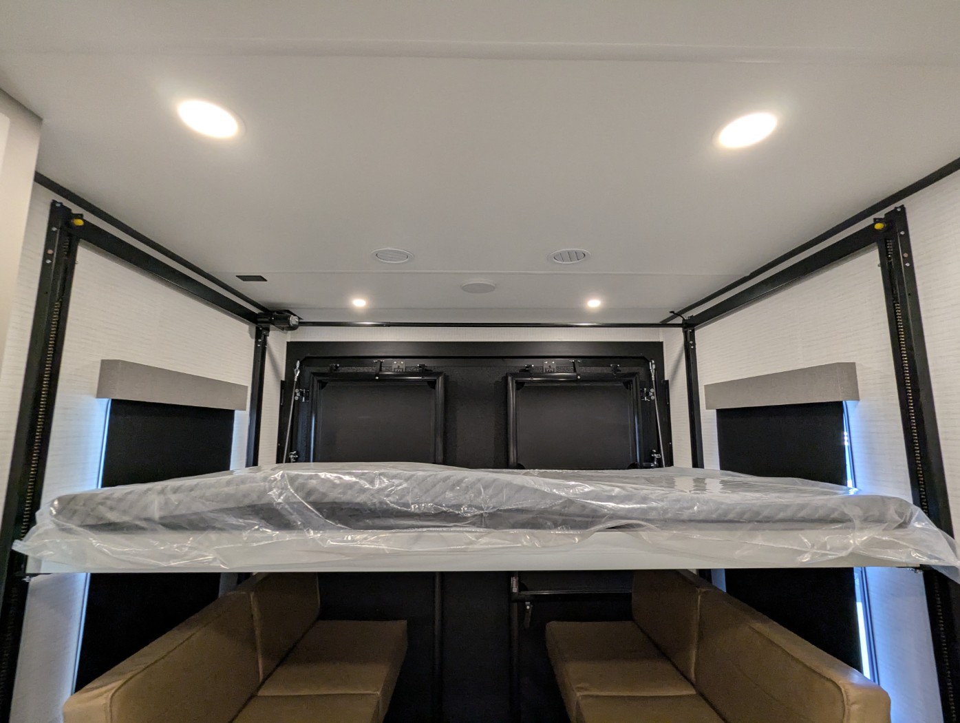 2026 Forest River Stealth 3300 - Image 22