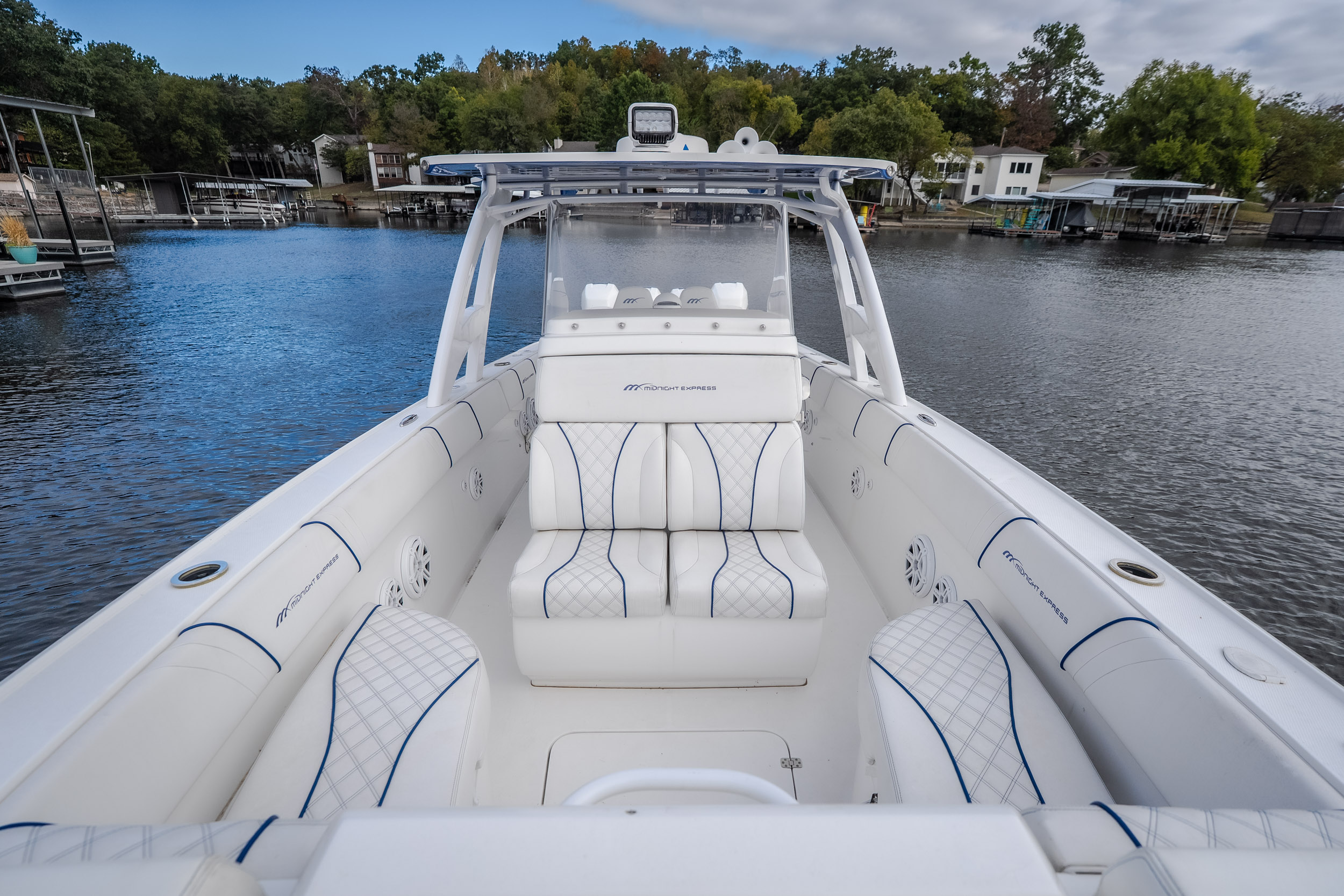 2017 Midnight Express 39 Cuddy  - Image 44