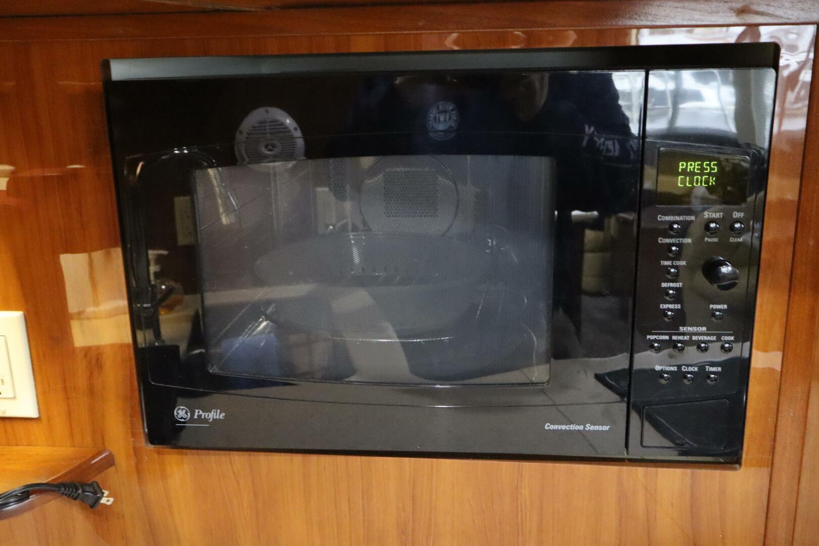 2006 Bluewater Yachts 5200 - Image 32