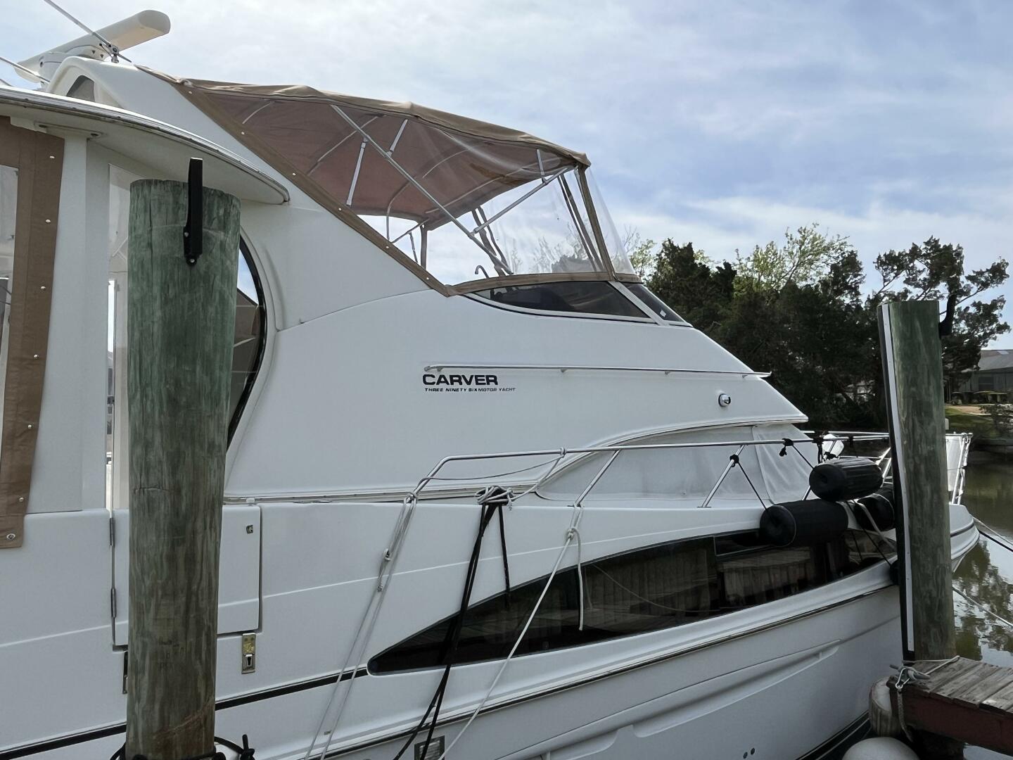 2005 Carver 396 - Image 69