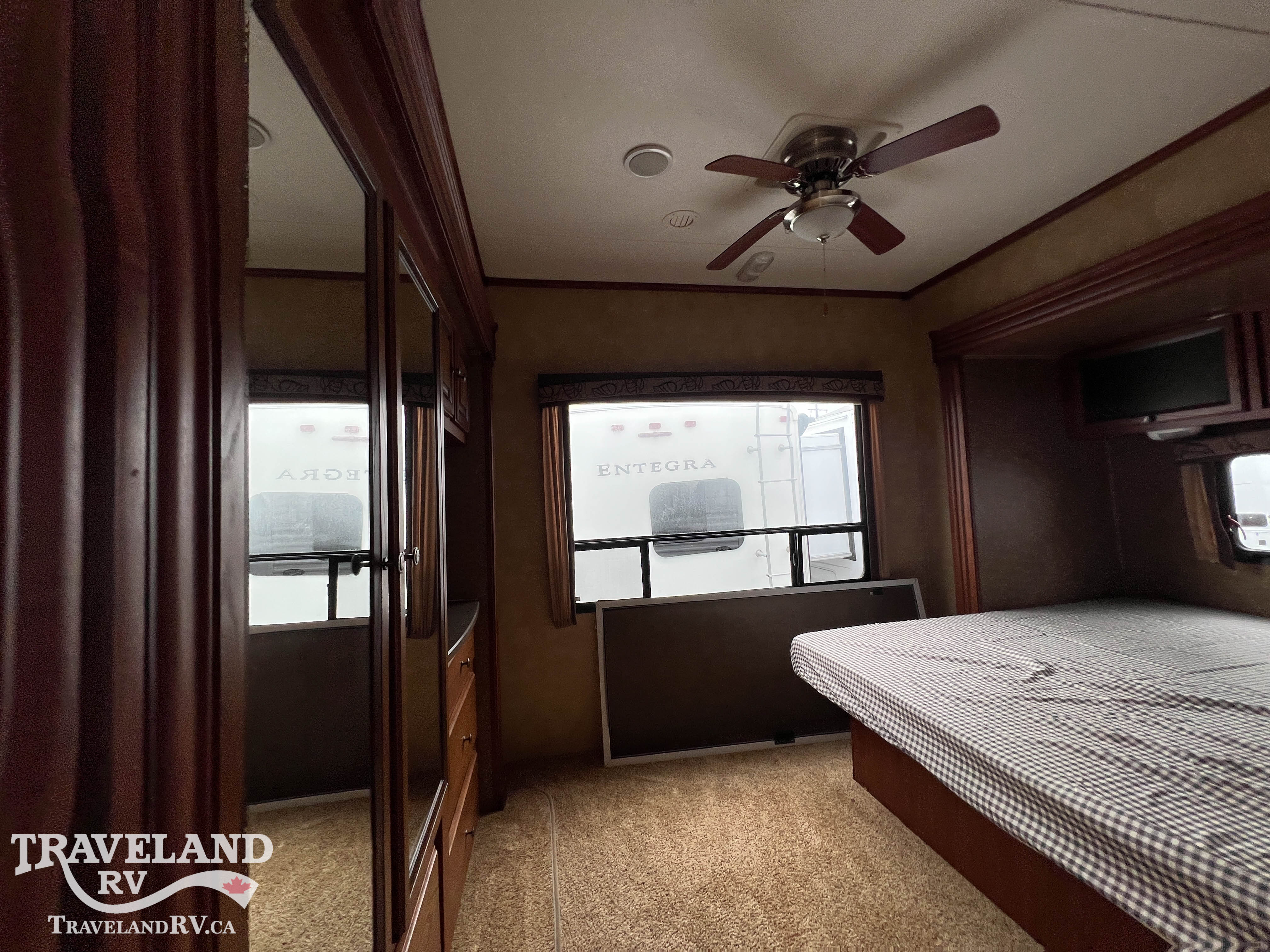 2012 Jayco Jay Flight Bungalow 40 FKS - Image 24