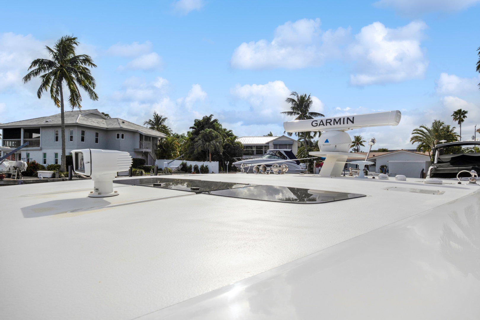2022 Tiara Yachts - Image 9