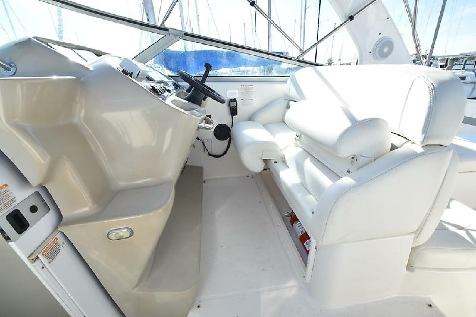 2003 Chaparral Signature 320 - Image 17