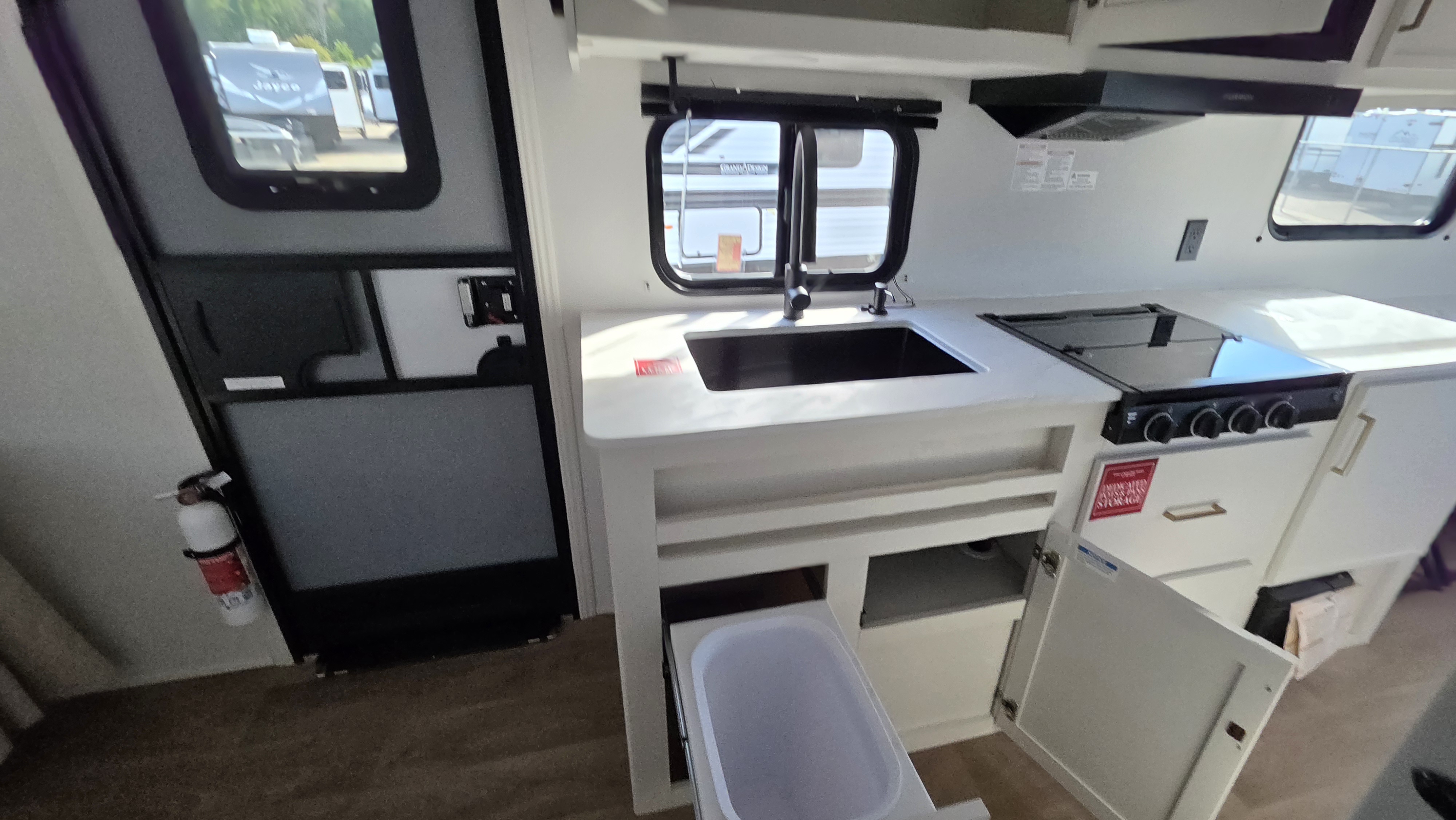 2027 GRAND DESIGN TRANSCEND 21RLX - Image 17