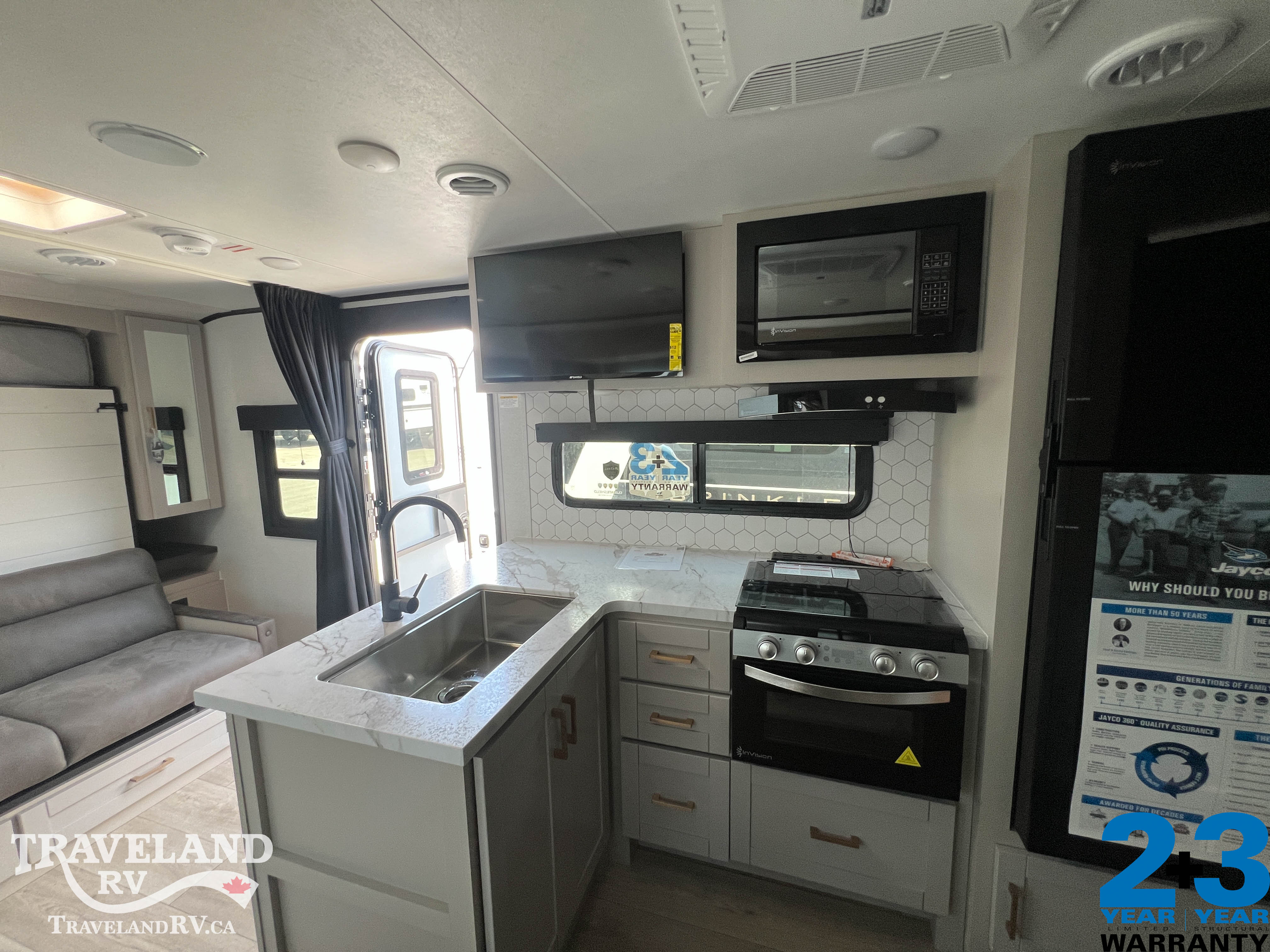 2027 Jayco Jay Feather 21MBH - Image 15