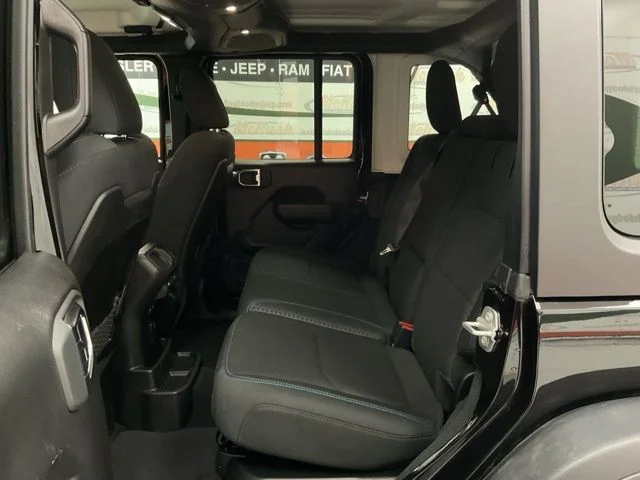 2025 Jeep Wrangler 4xe Rubicon 4x4 - Image 20