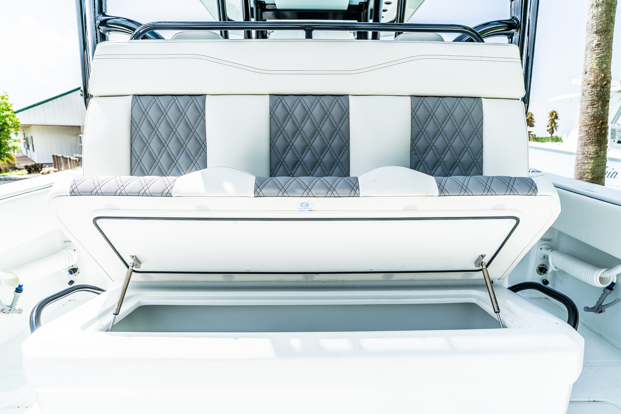 2026 INVINCIBLE 2026 33 CATAMARAN - Image 12