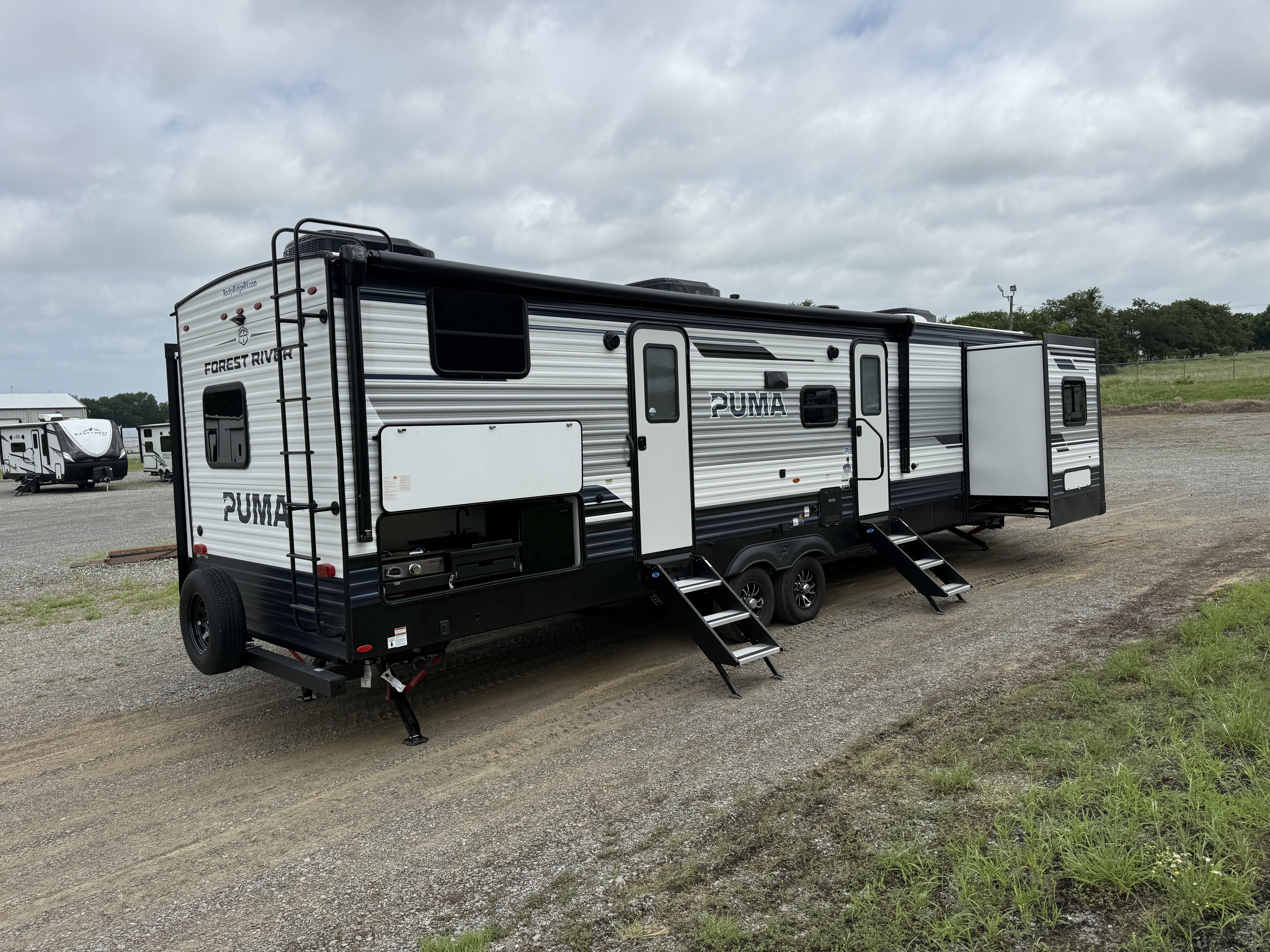 2027 Forest River Puma 32BHQS - Image 7