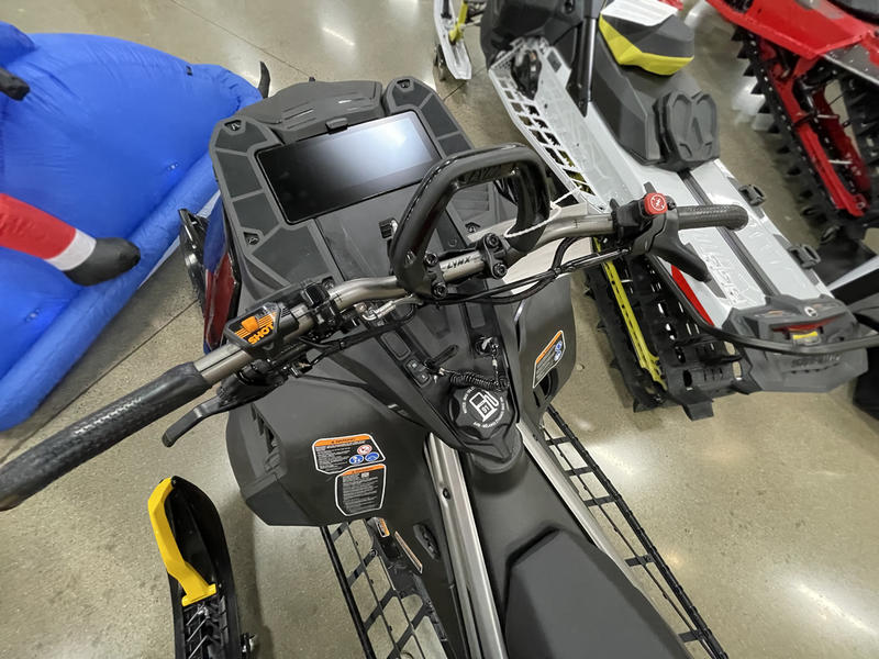 2025 Ski-Doo SHREDDER RE 3900 850 ETEC TURBO SHOT - Image 4