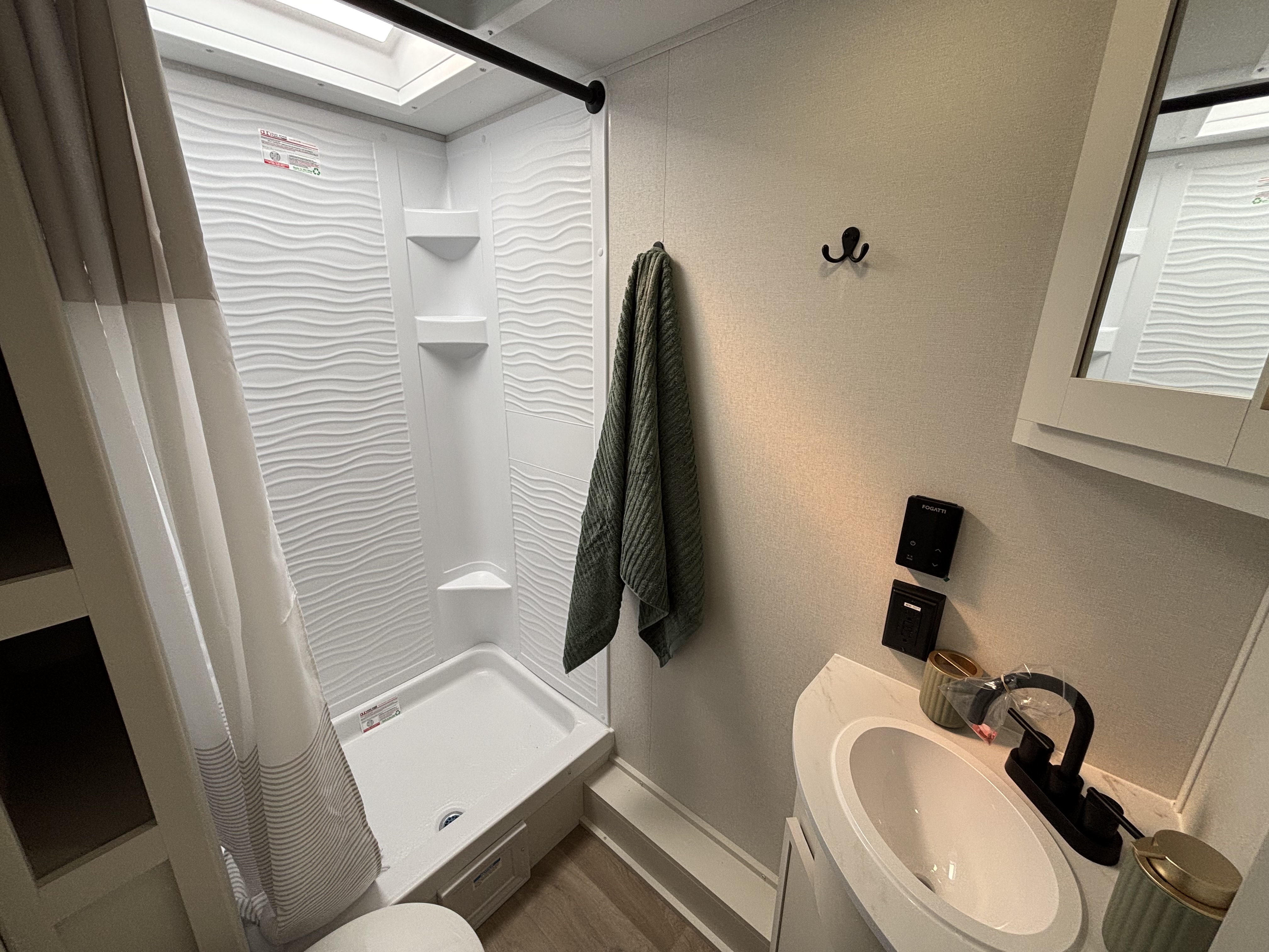 2026 Grand Design Transcend XPLOR 19BHX - Image 16