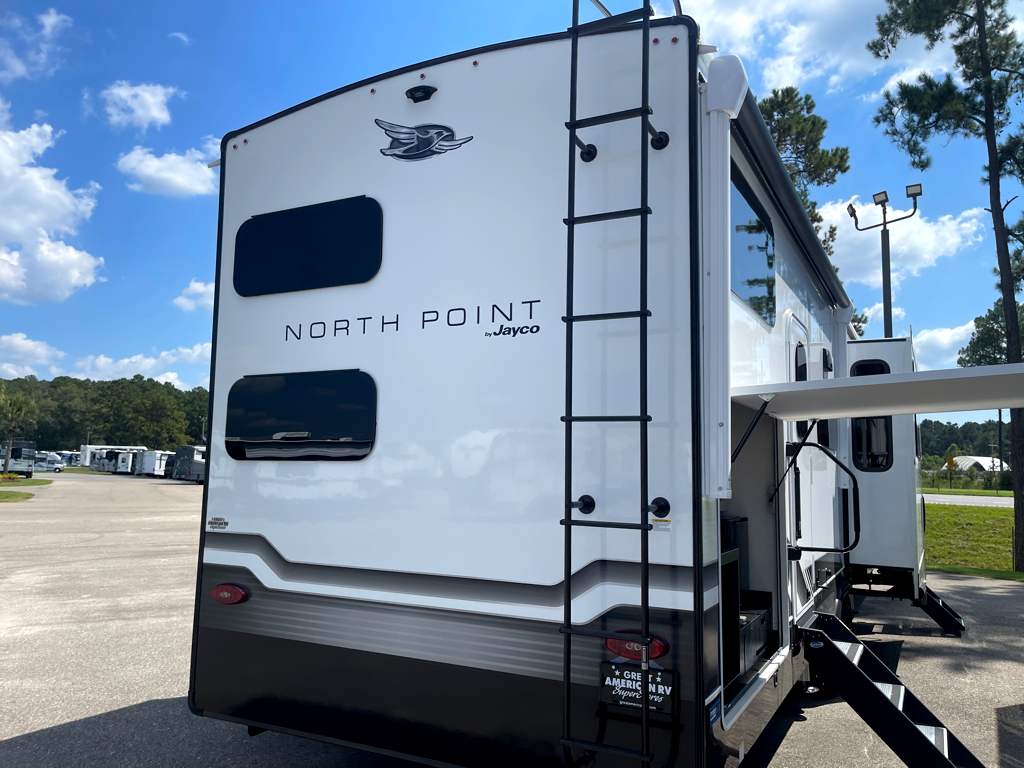 2027 JAYCO NORTH POINT 375TBDB - Image 4