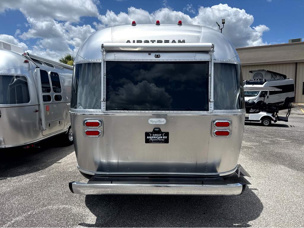 2027 AIRSTREAM FLYING CLOUD 25FBT - Image 5