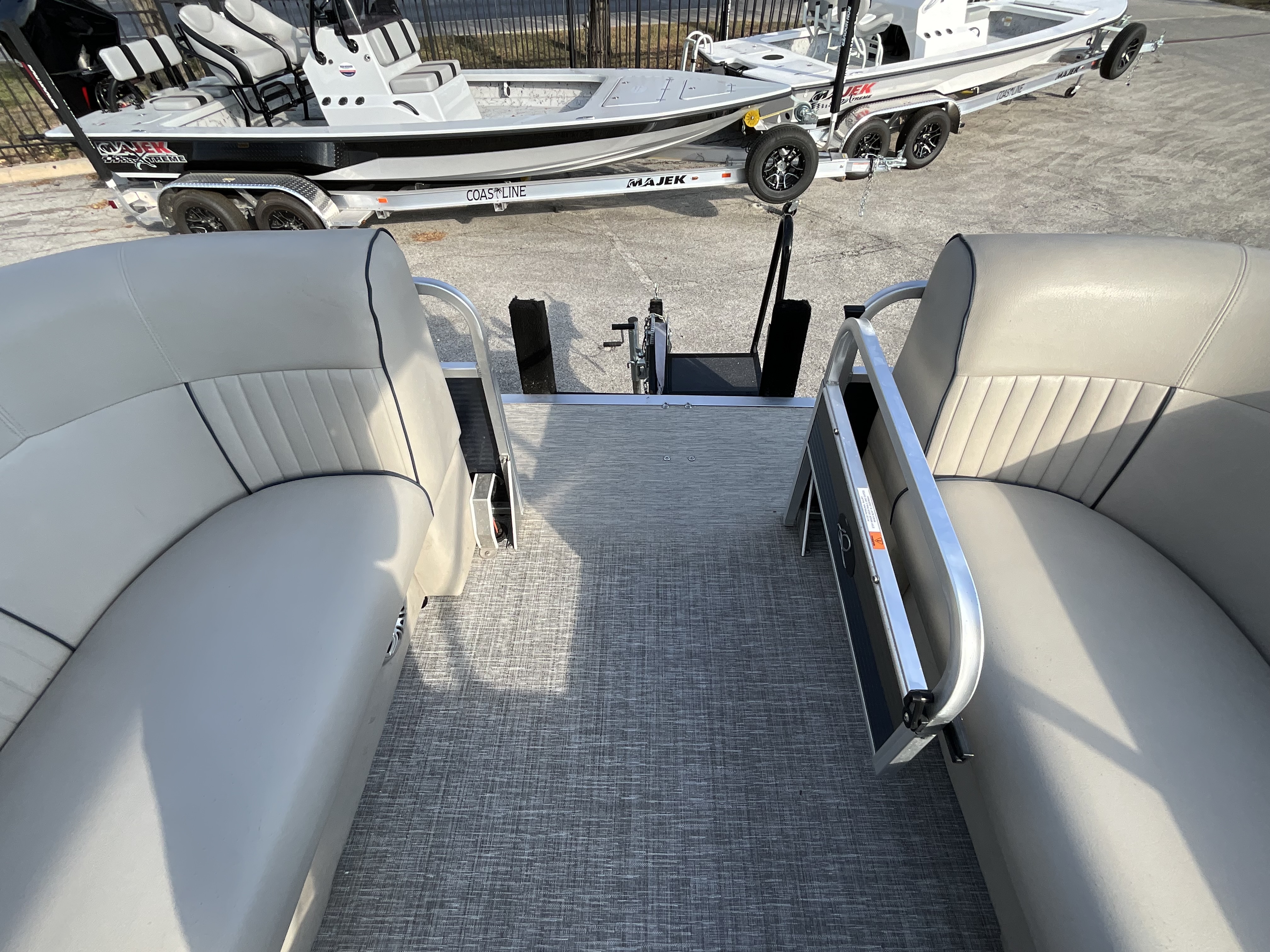 2021 APEX MARINE QWEST 820 FAMILY FISH - Image 28