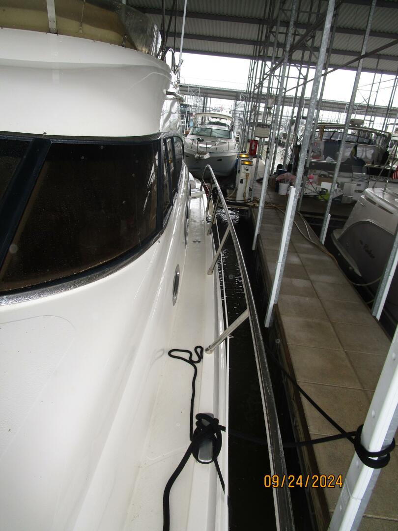 2002 Sealine T47 - Image 13