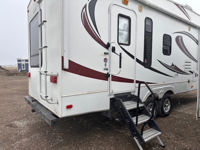 2011 Keystone Laredo 266RL - Image 9