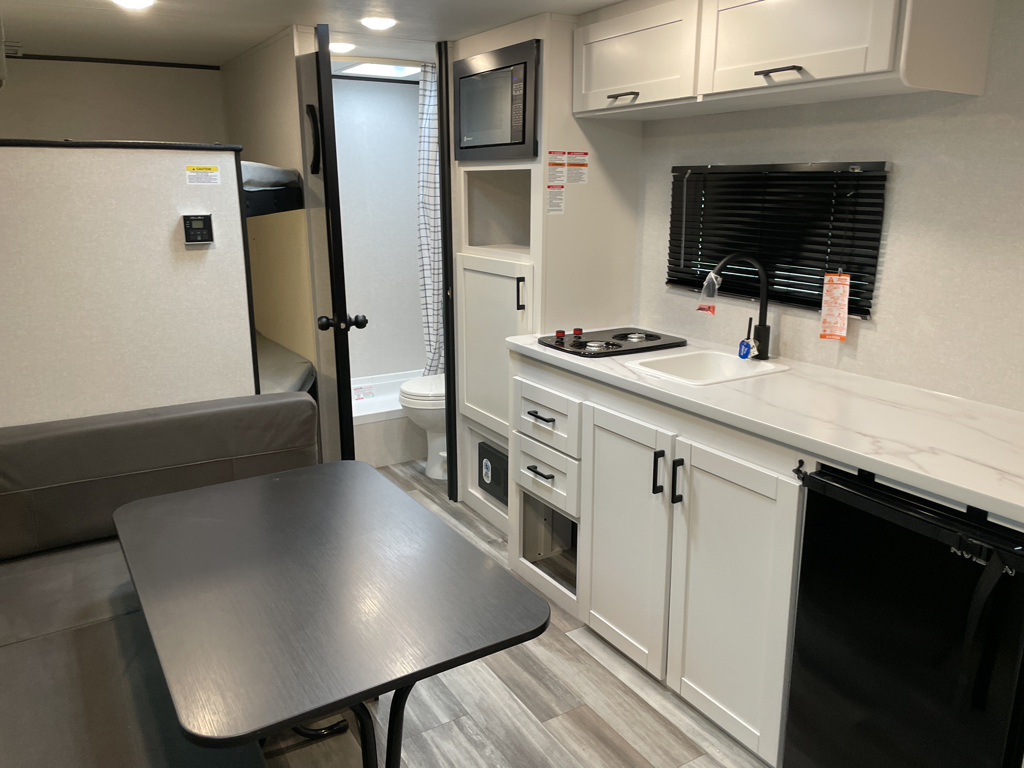 2026 Jayco Jay Flight SLX 172DB - Image 7