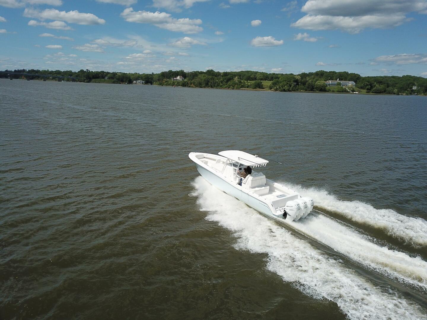 2022 Invincible 39 Open Fisherman - Image 1