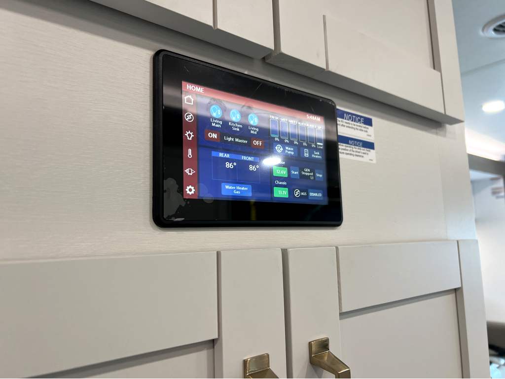 2027 JAYCO PRECEPT 36C - Image 31
