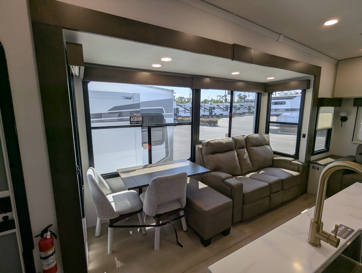 2027 Alliance RV Paradigm 310RL - Image 19