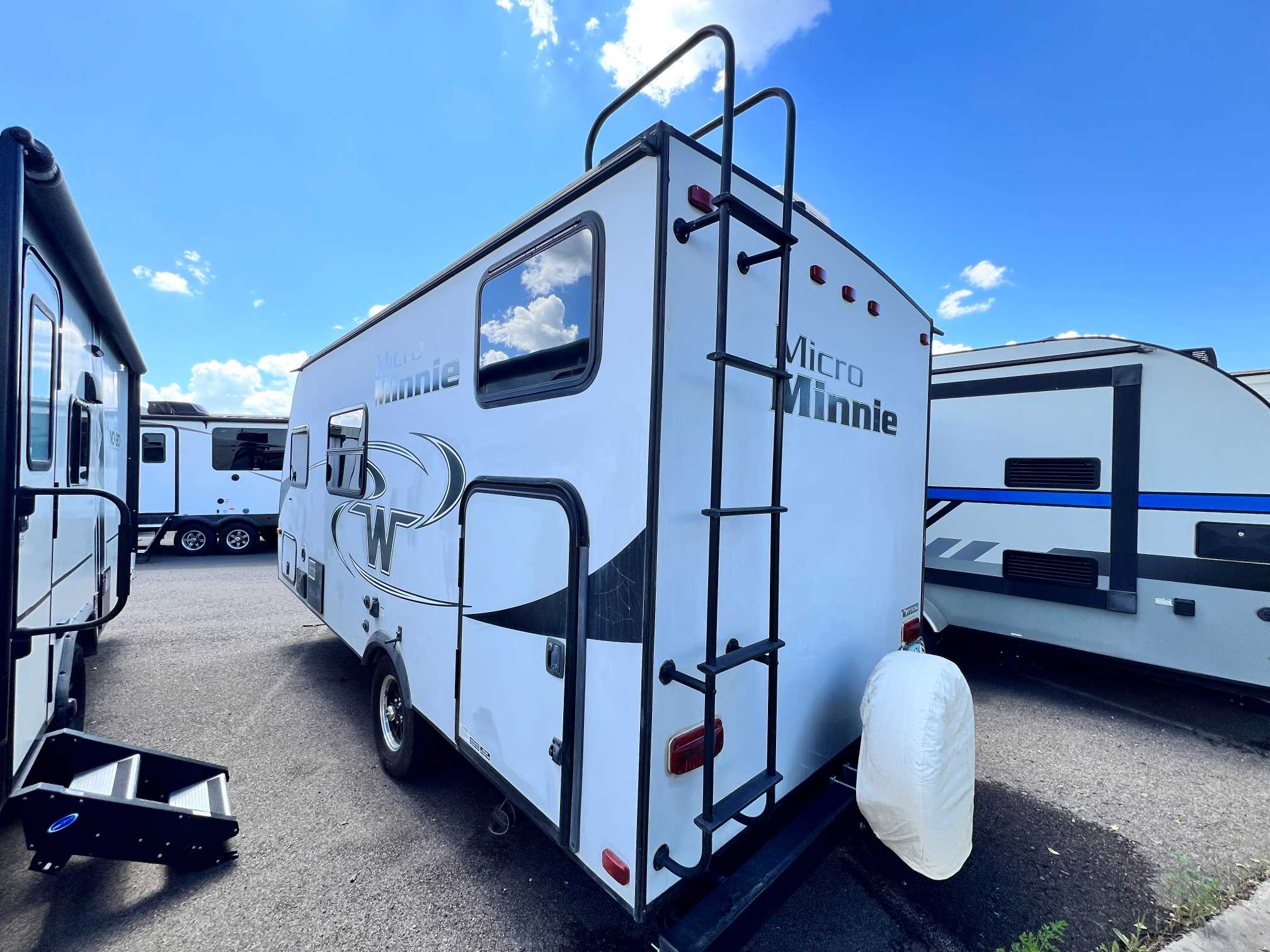 2018 Winnebago Micro Minnie 1700BH - Image 3