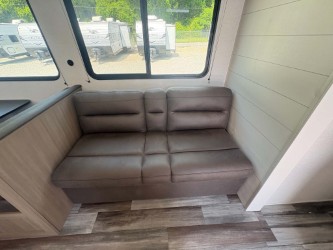 2026 JAYCO JAY FLIGHT SLX 261BHS - Image 10