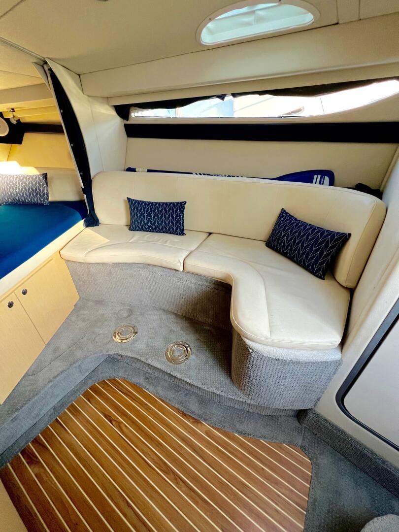 2012 Bayliner 335 - Image 54
