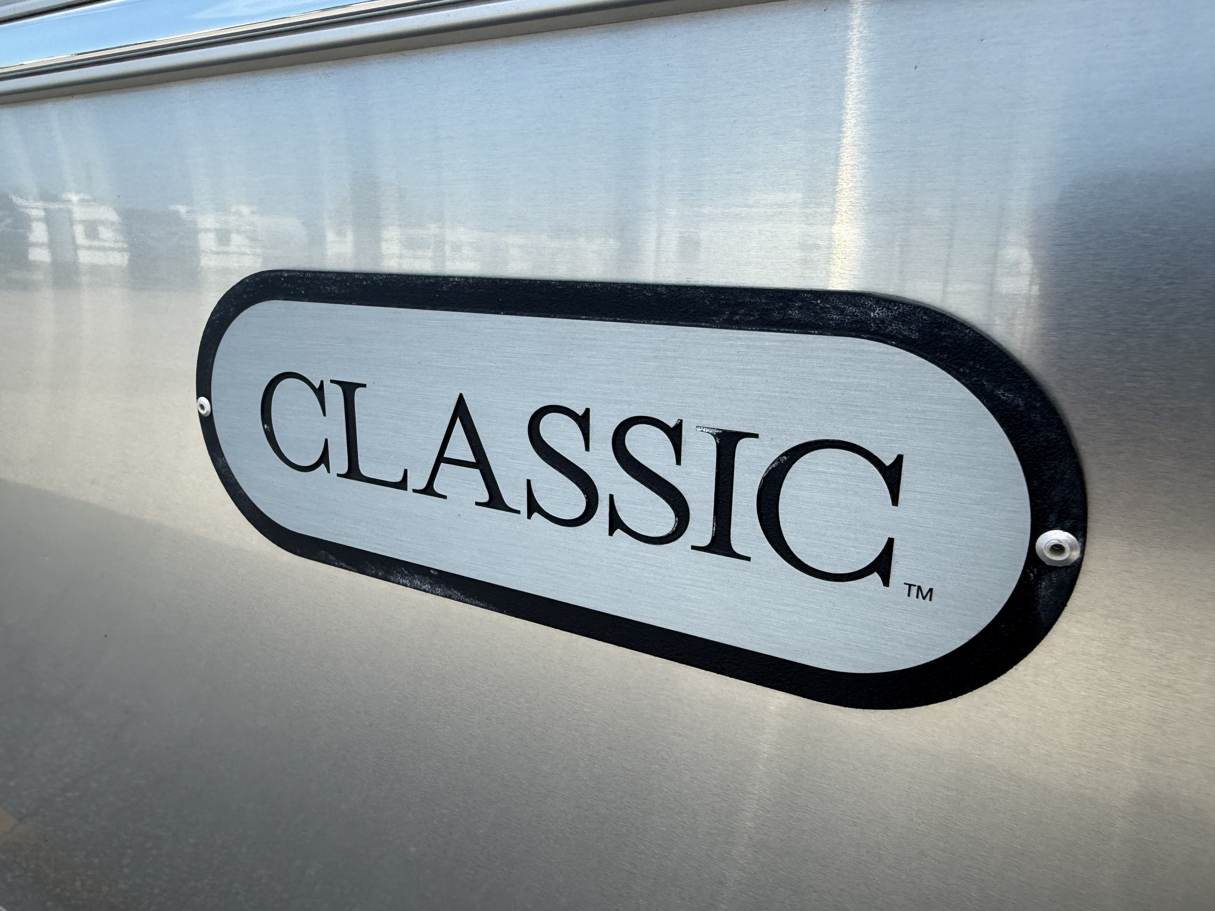 2025 AIRSTREAM CLASSIC 30RB - Image 6