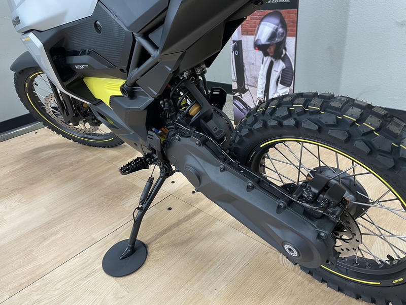2025 Can-Am 2W ORIGIN SS73 EV46-27 - Image 7