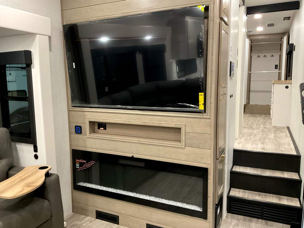2026 JAYCO Eagle 365 UKTS - Image 11