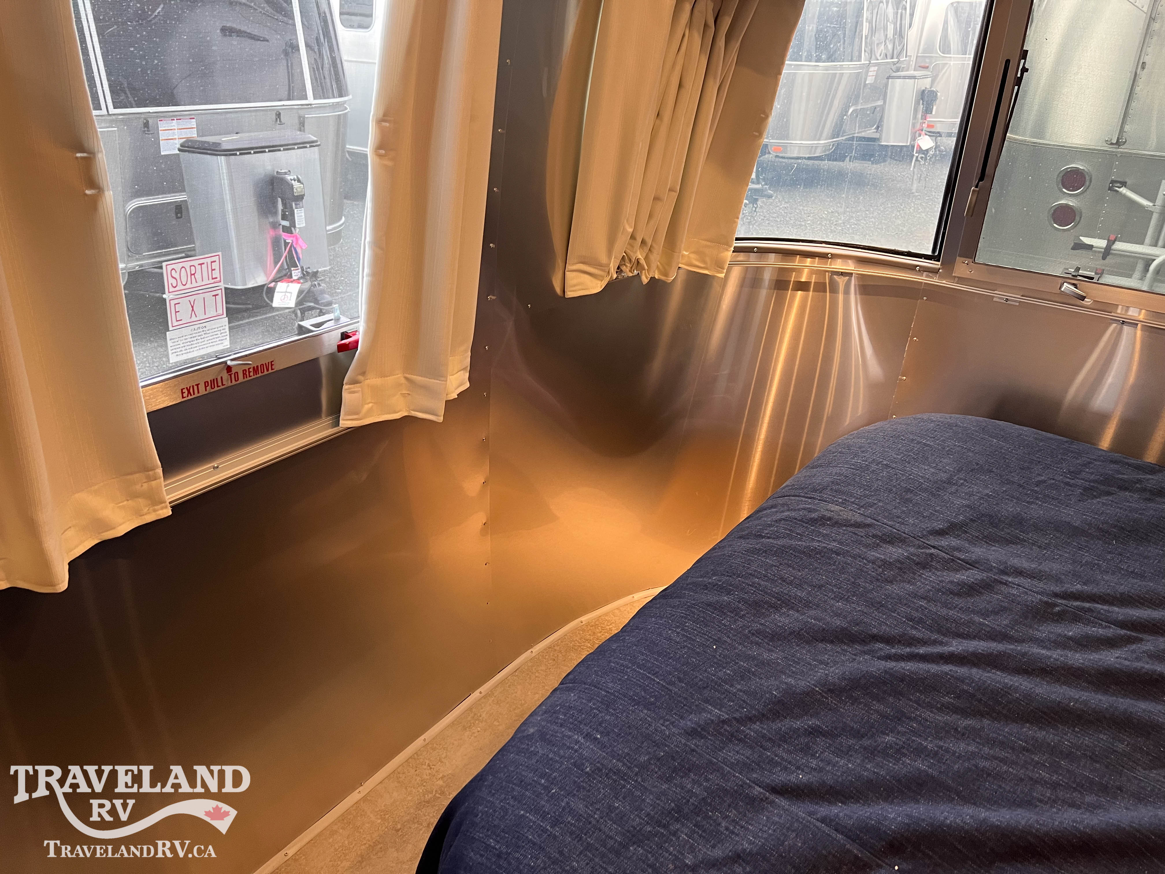 2026 Airstream Tradewind 25FBQ - Image 12