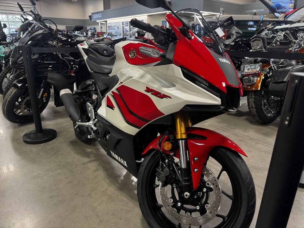 2026 Yamaha YZF-R3 70th Anniversary Edition - Image 6