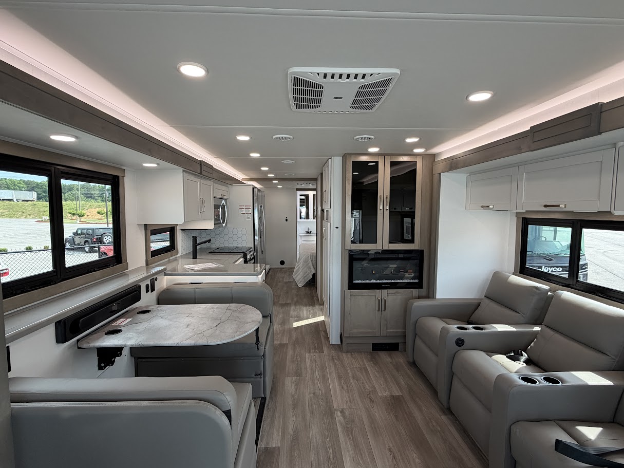 2027 JAYCO PRECEPT 36C - Image 12