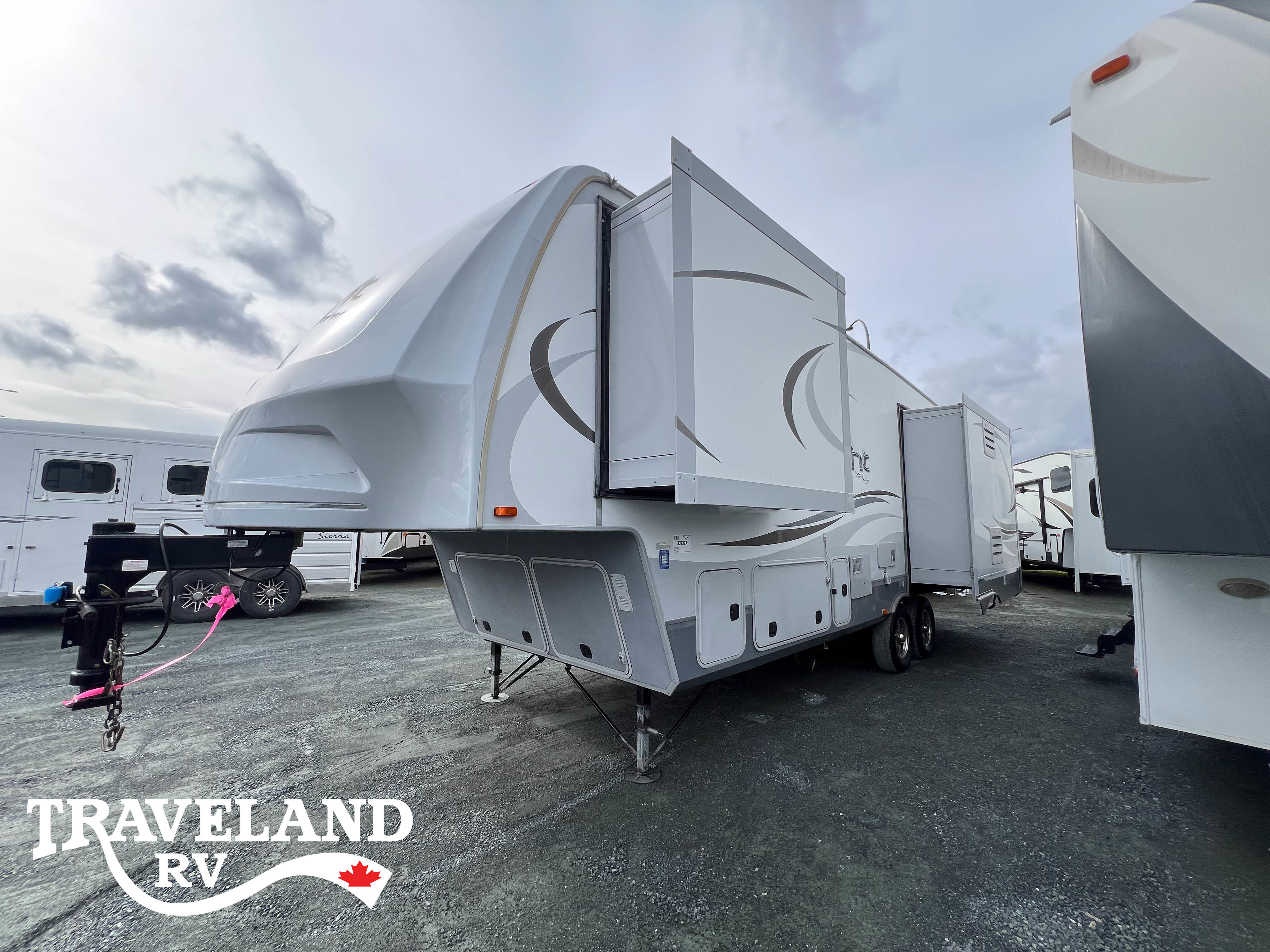 2013 Highland Ridge Open Range Light LF297RLS - Image 3