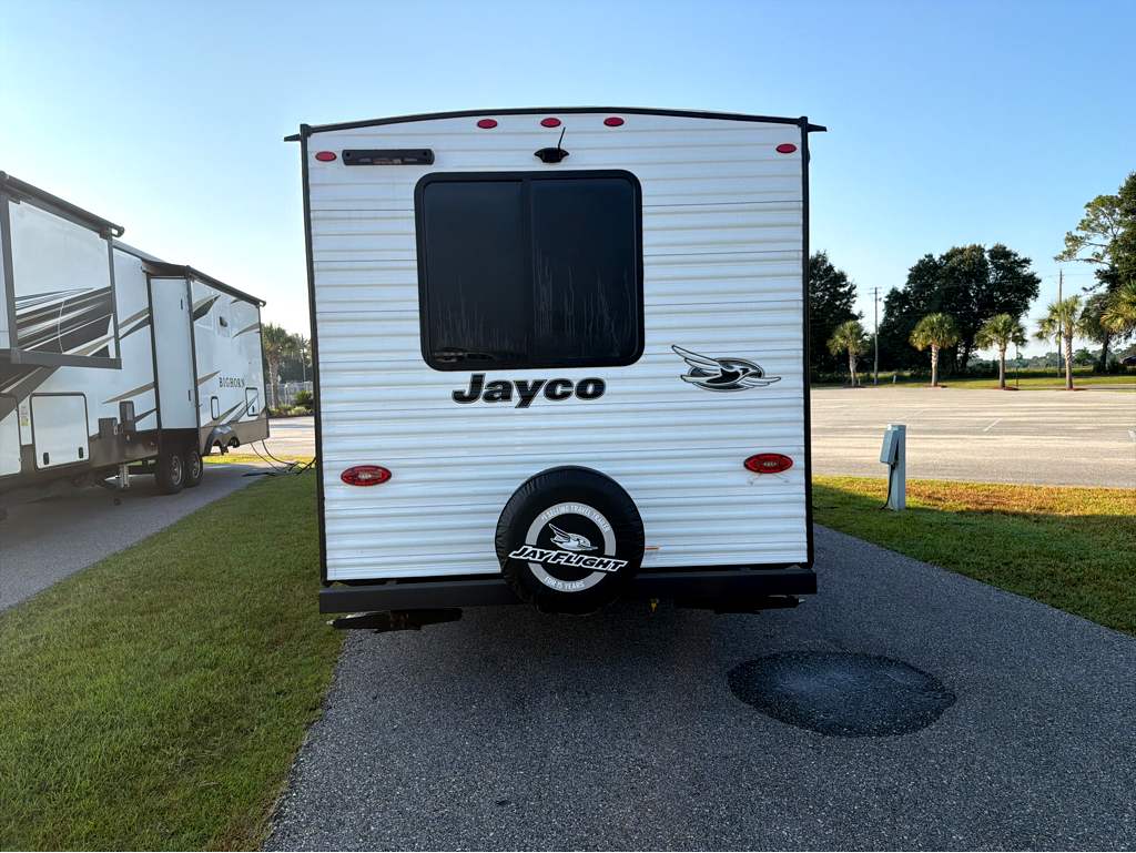 2025 JAYCO JAY FLIGHT SLX 210QB - Image 5