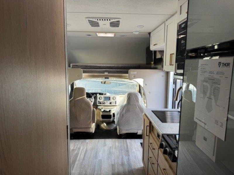 2026 Thor Motor Coach Four Winds 25Z - Image 27