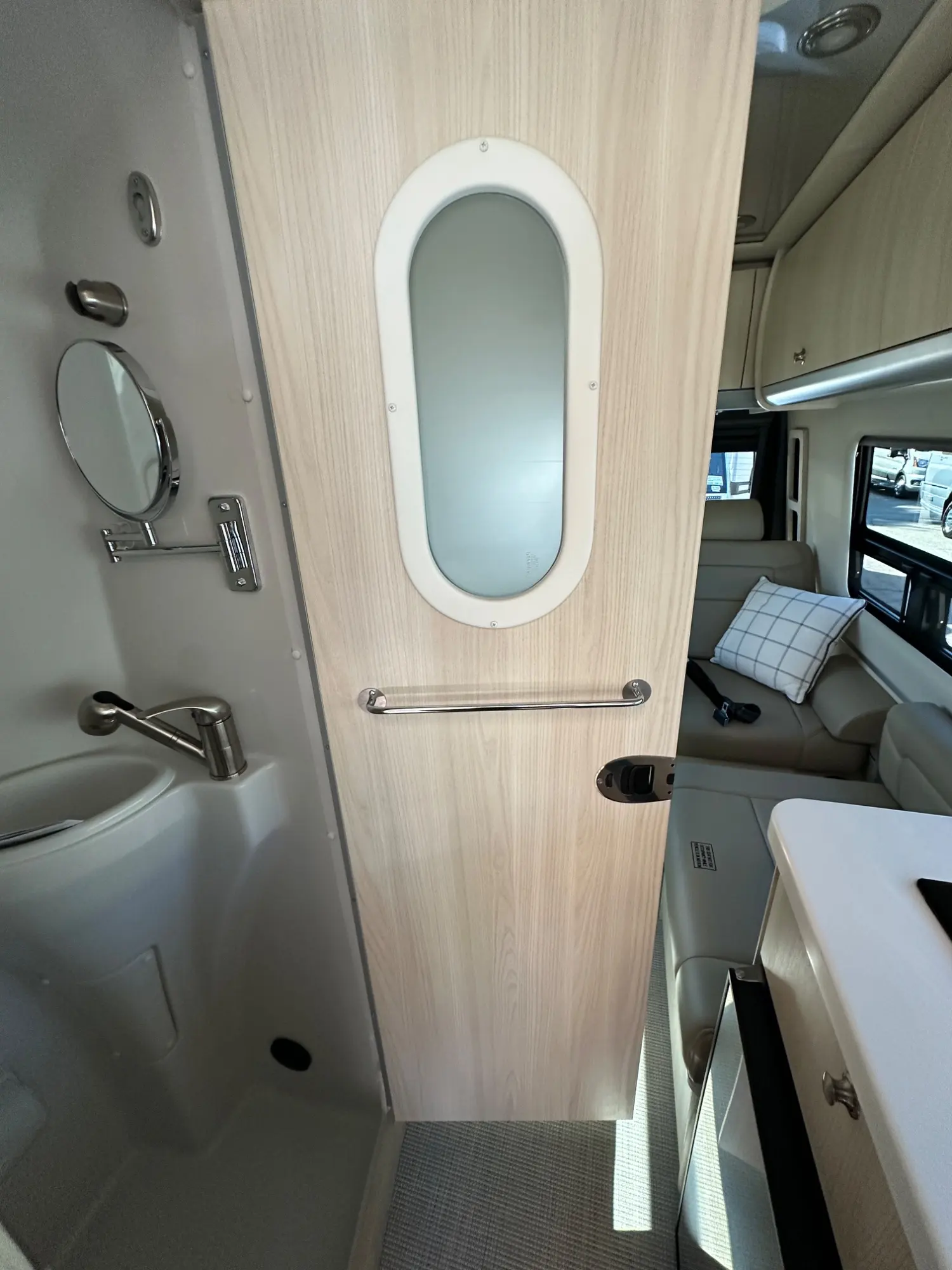 2026 Airstream Interstate 24GL - Image 33