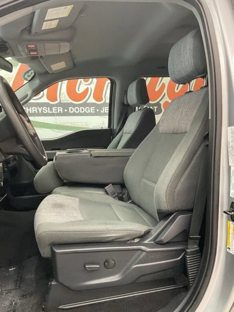 2023 Ford F-150 Crew Cab XLT 4WD - Image 19