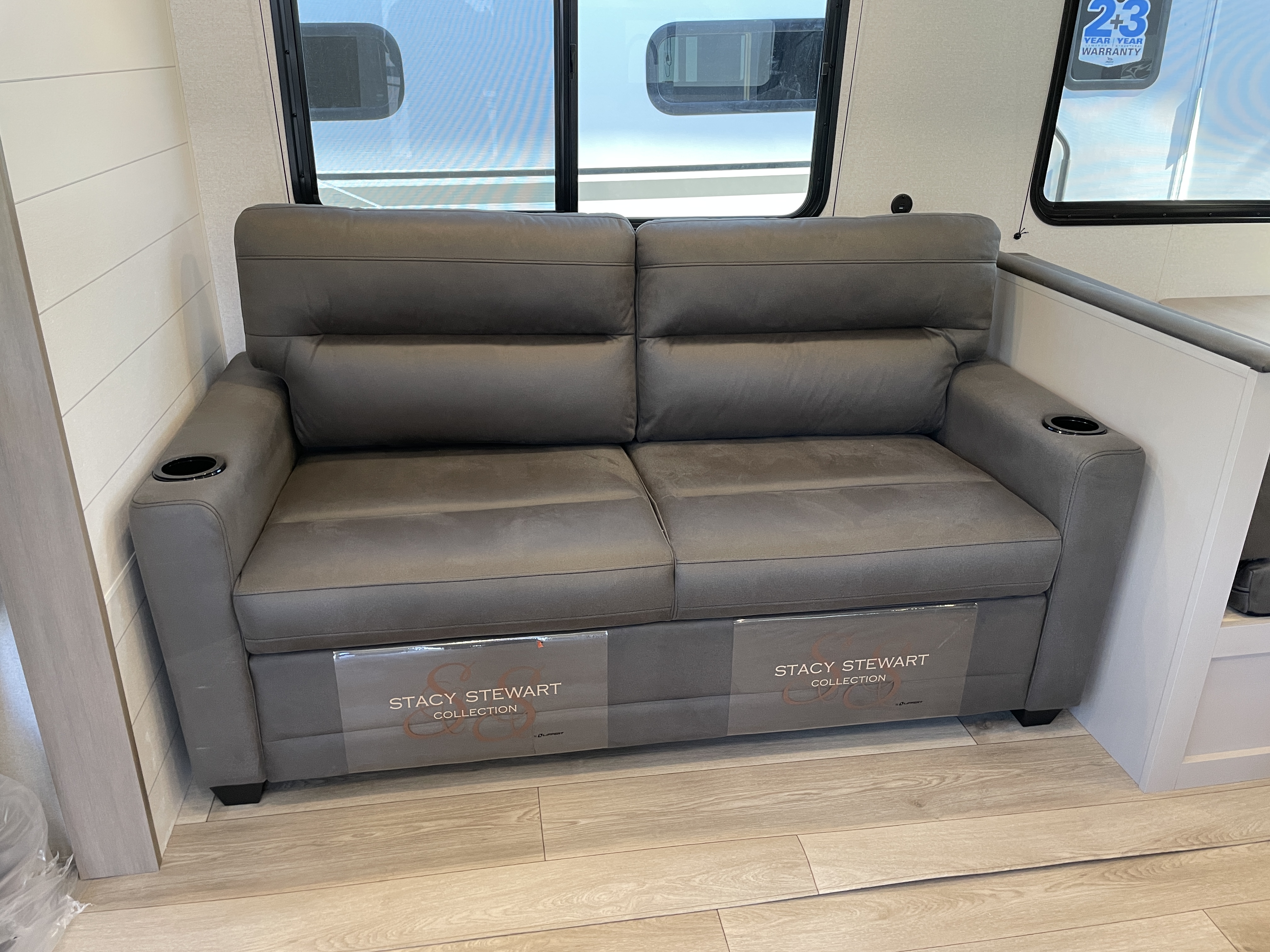 2027 Jayco Jay Flight SLX 262RLS - Image 9