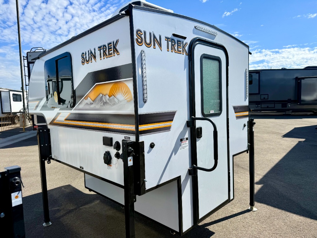 2026 Sun Trek 550 - Image 4