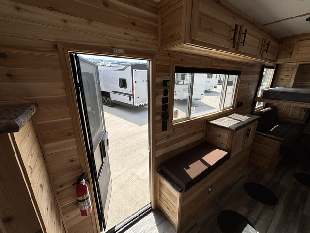 2027 ICE CASTLE RV EXTREME III 8X21 - Image 29