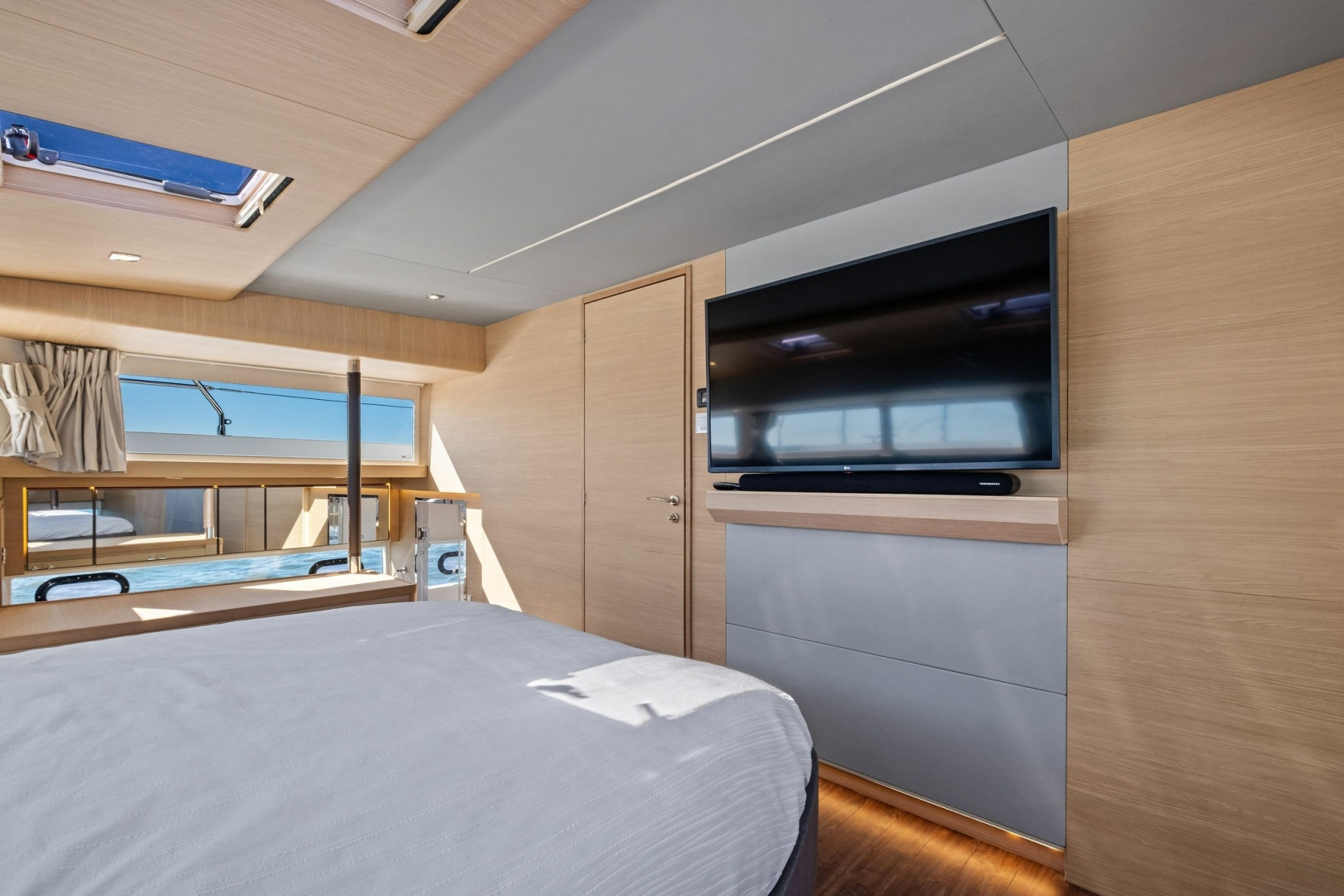 2022 Aquila 54 Yacht - Image 24